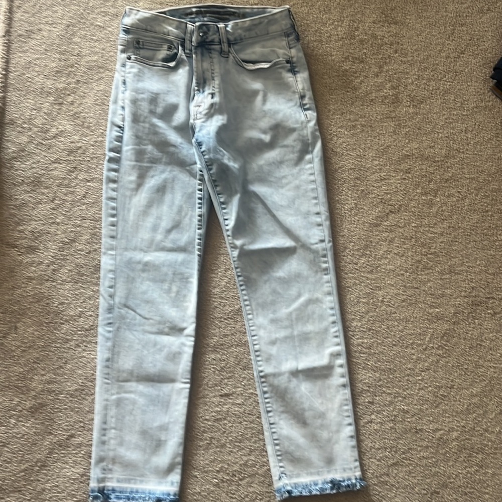 American Eagle AEO Flex Light Wash w Light Distressing Skinny Jeans 28x29
